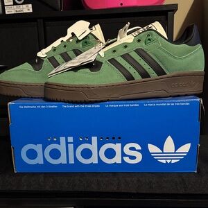 Adidas Rivalry 86 Low